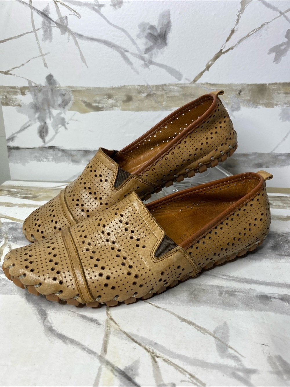 Spring Step Leather Perforated Flats - Picture 2 of 6